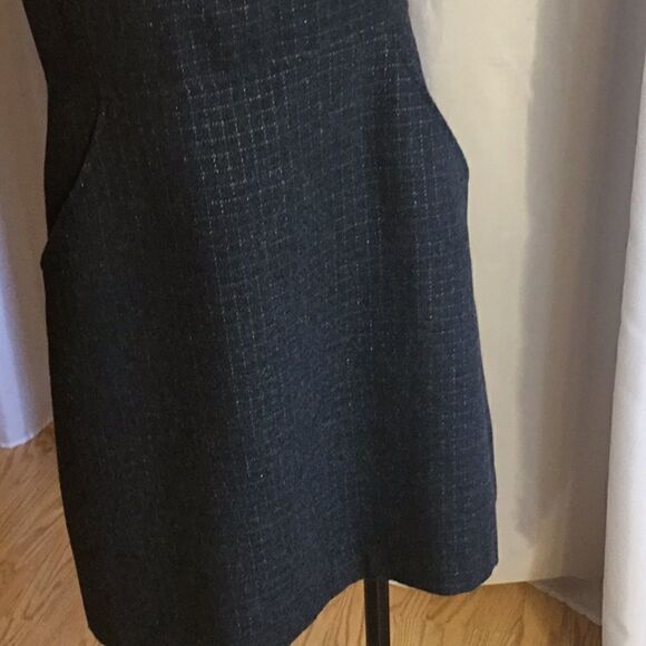 GAP size 8 wool look jumper in dark gray with silver threads - Picture 8 of 14